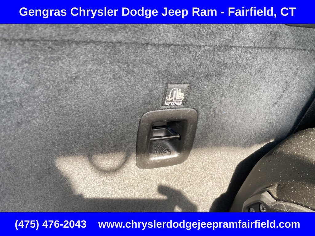 Used 2024 Jeep Wrangler High Altitude AWD/4WD image 36