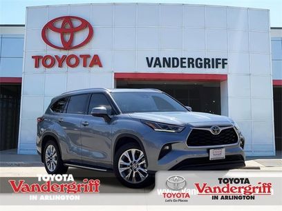 Used 2023 Toyota Highlander Limited
