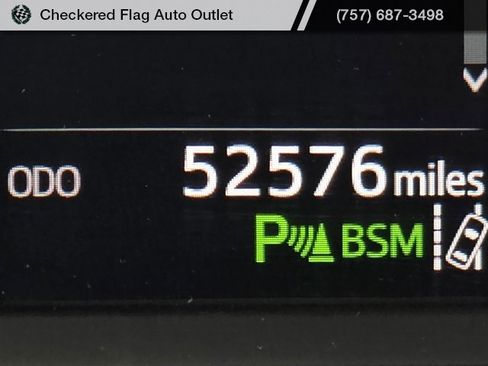 Used 2017 Toyota RAV4 Limited image 27