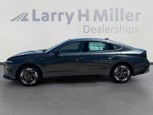 New 2026 Hyundai Sonata SEL FWD image 2