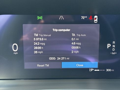 Used 2023 Volvo XC60 B5 Plus w/ Climate Package AWD/4WD image 17