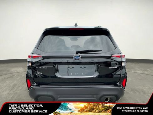 Used 2025 Subaru Forester Touring w/ Popular Package - Touring AWD/4WD image 7