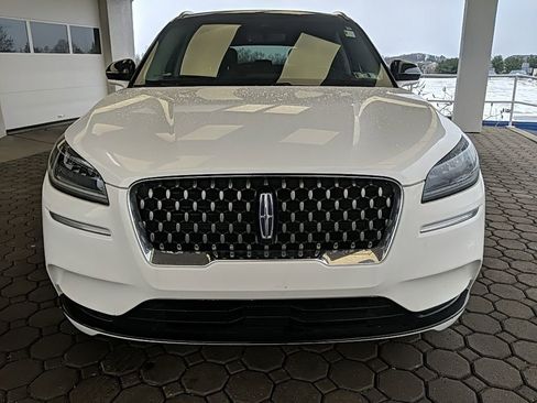 Certified 2022 Lincoln Corsair Grand Touring AWD/4WD image 2