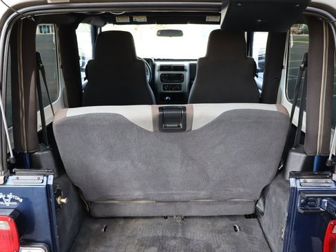 Used 2005 Jeep Wrangler X w/ Rocky Mountain Edition Group image 15