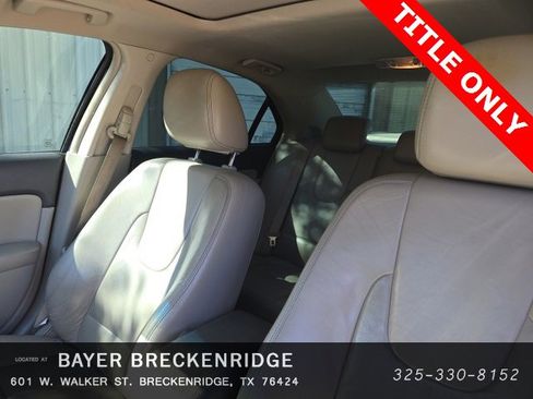 Used 2010 Ford Fusion Base image 12