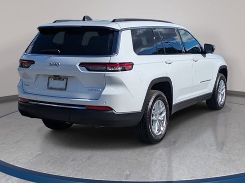 New 2025 Jeep Grand Cherokee L Laredo w/ Trailer Tow Package AWD/4WD image 5