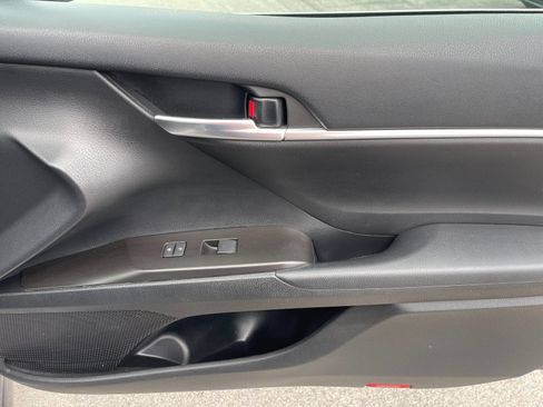 Used 2024 Toyota Camry SE FWD image 18