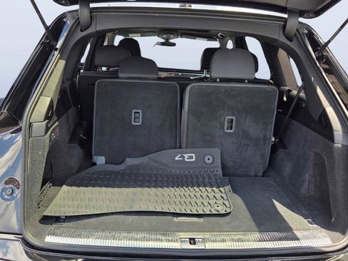 Used 2022 Audi Q7 3.0T Prestige w/ Prestige Package AWD/4WD image 14