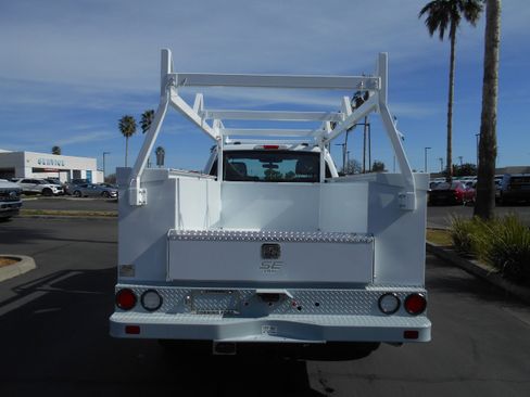 New 2026 Ford F250 XL w/ XL Chrome Package image 36