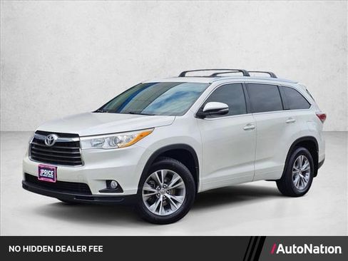 Used 2014 Toyota Highlander XLE AWD/4WD image 1