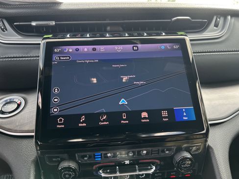 New 2025 Jeep Grand Cherokee L Limited image 40