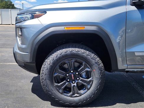 New 2025 GMC Canyon Elevation w/ Convenience Package image 6