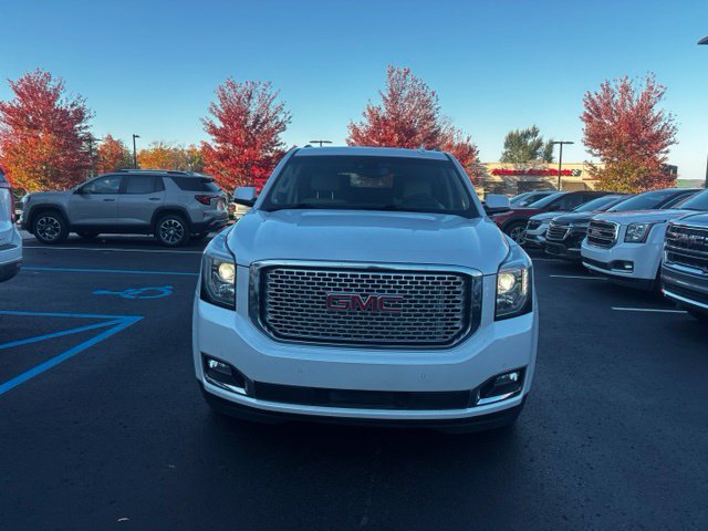 Used 2016 GMC Yukon XL Denali w/ Open Road Package AWD/4WD image 3
