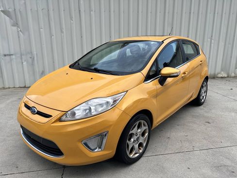Used 2011 Ford Fiesta SES w/ 301A Rapid Spec Order Code FWD image 7