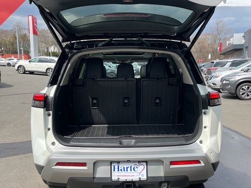 Certified 2023 Nissan Pathfinder Platinum image 34