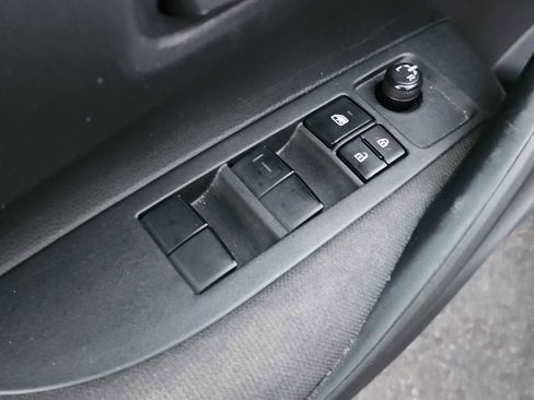 Used 2022 Toyota Corolla LE image 15