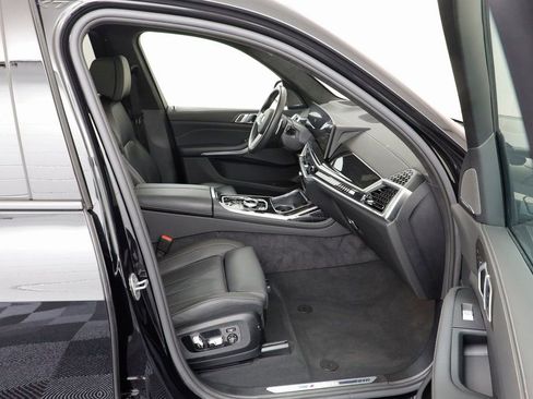 Certified 2025 BMW X7 M60i image 20