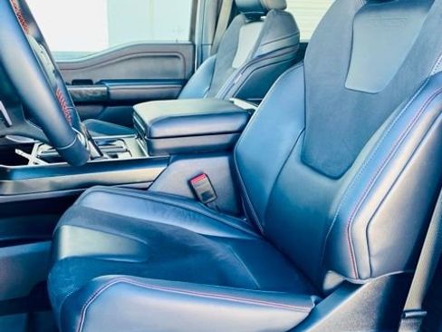 Used 2025 Ford F150 Raptor image 11