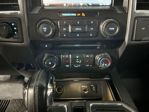 Used 2015 Ford F150 XLT w/ Equipment Group 302A Luxury AWD/4WD image 18