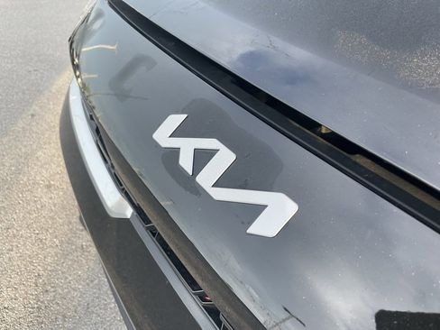 Certified 2024 Kia Forte GT-Line image 30