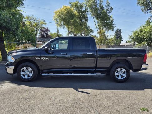 Used 2016 RAM 1500 Classic SLT image 2