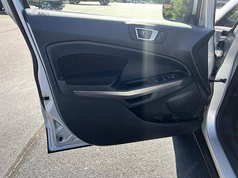 Used 2019 Ford EcoSport SE AWD/4WD image 9