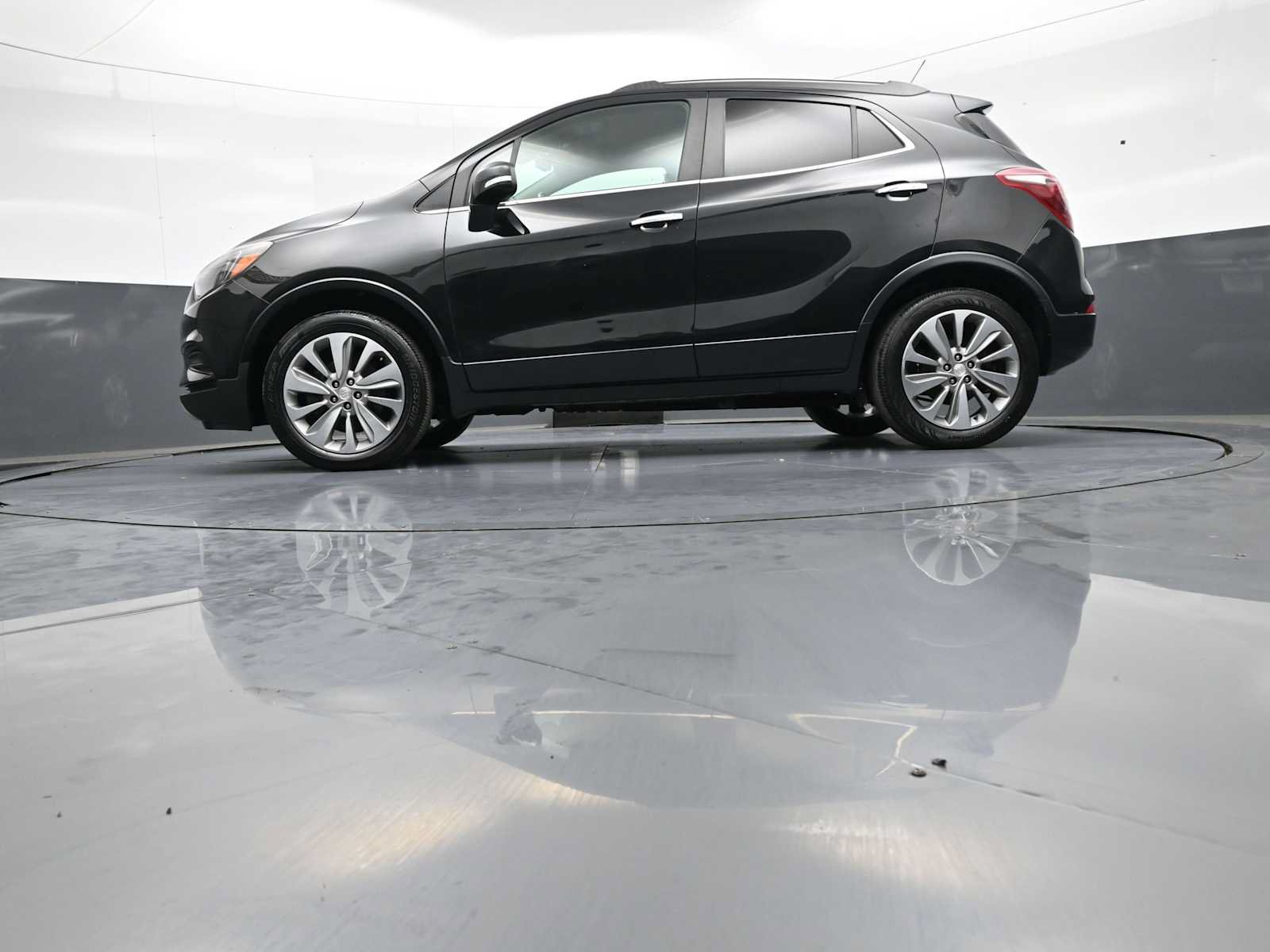 Used 2017 Buick Encore Preferred FWD image 31