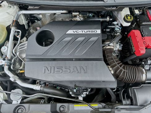 Used 2023 Nissan Rogue SV image 30