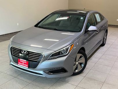 Used 2016 Hyundai Sonata Limited w/ Option Group 02