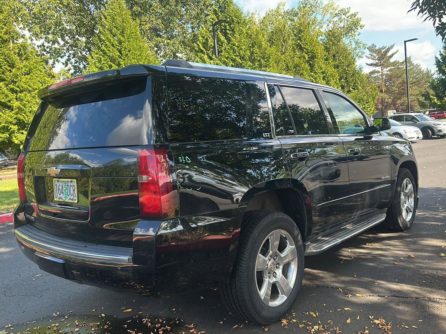 Used 2015 Chevrolet Tahoe LTZ AWD/4WD image 4