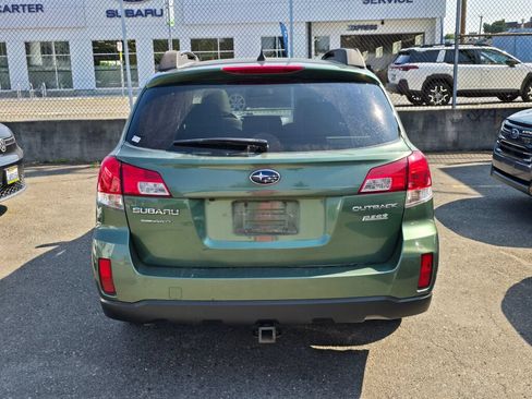 Used 2012 Subaru Outback 2.5i Limited w/ Moonroof Pkg AWD/4WD image 6