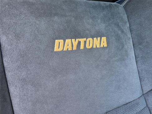 Used 2017 Dodge Charger R/T RWD image 22