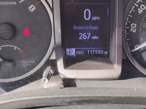 Used 2019 Toyota Tacoma SR5 image 25