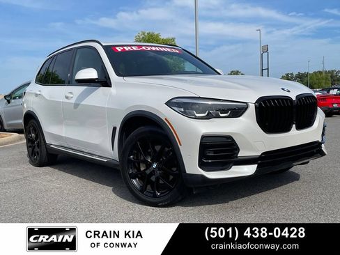 Used 2023 BMW X5 xDrive40i w/ Premium Package AWD/4WD image 1