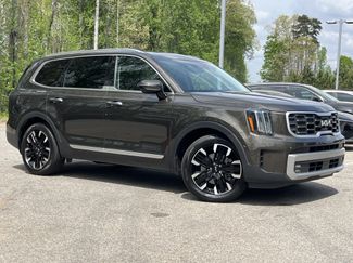 Used 2023 Kia Telluride SX video 1
