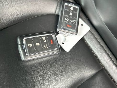 Used 2023 Jeep Grand Cherokee L Limited image 7