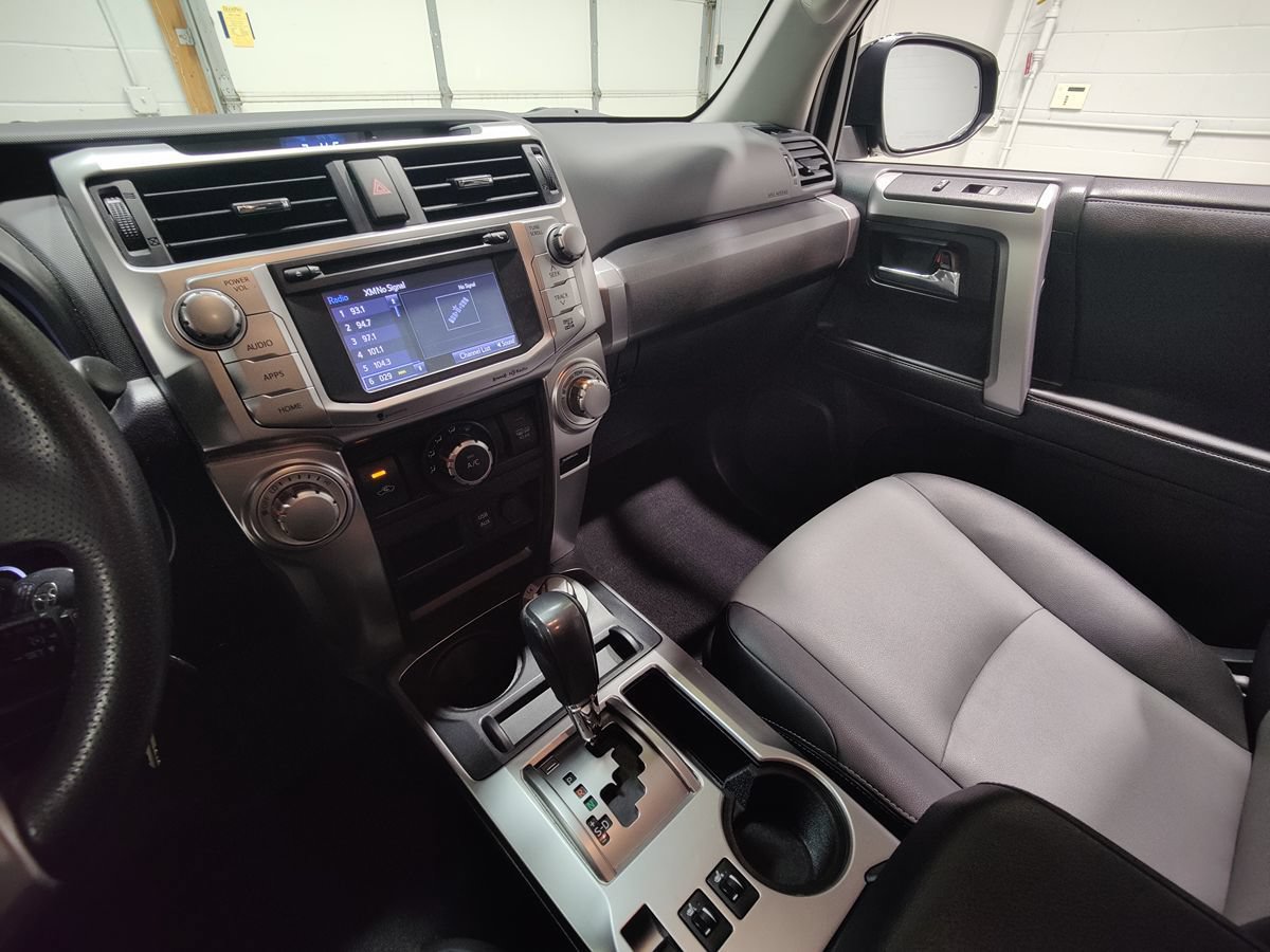 Used 2019 Toyota 4Runner SR5 Premium AWD/4WD image 36