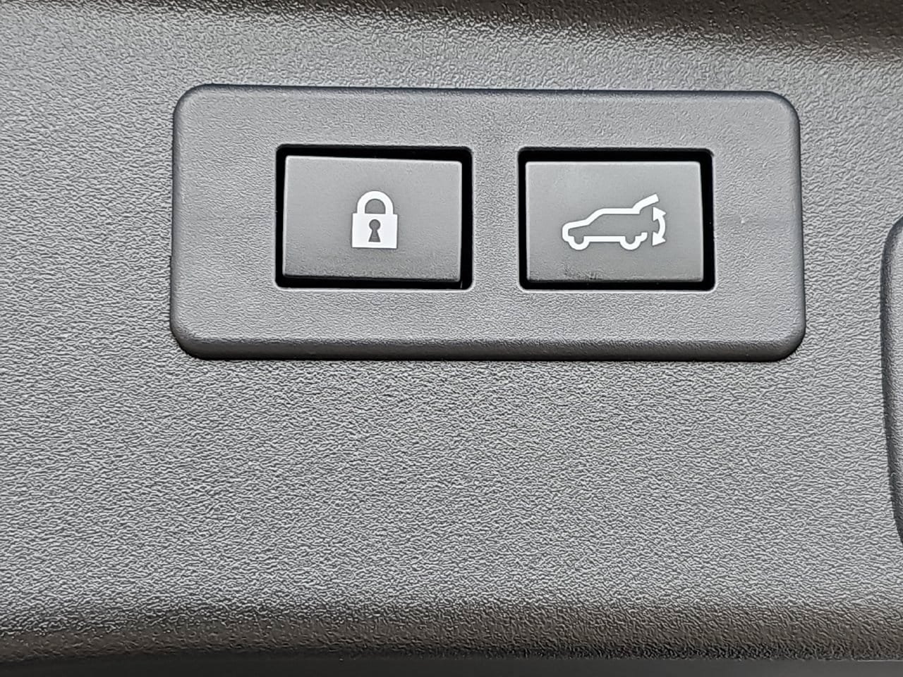 New 2026 Subaru Outback Limited AWD/4WD image 13
