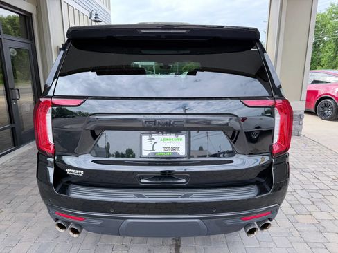 Used 2021 GMC Yukon Denali w/ Denali Premium Package AWD/4WD image 37