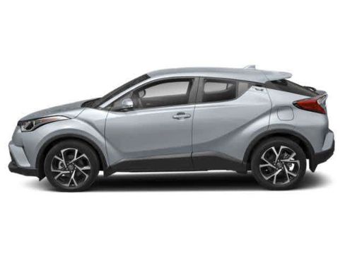 Used 2019 Toyota C-HR XLE FWD image 3