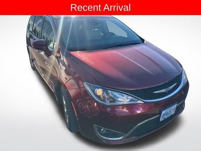 Used 2017 Chrysler Pacifica Touring-L Plus w/ Advanced Safetytec Group