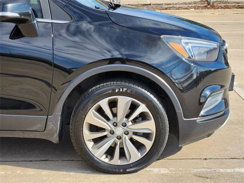 Used 2019 Buick Encore Preferred image 8