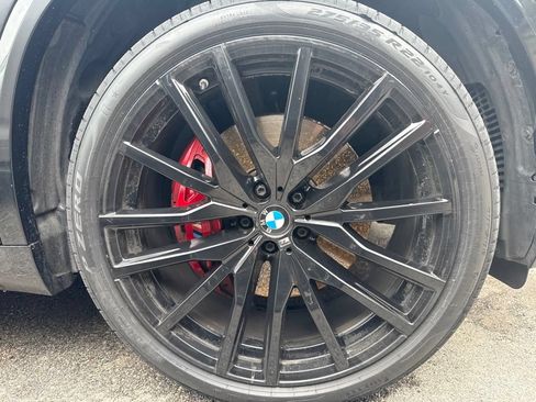 Used 2023 BMW X5 sDrive40i w/ M Sport Package RWD image 4
