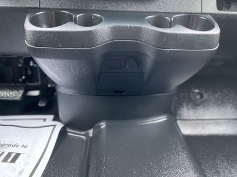 Used 2024 Mercedes-Benz Sprinter 2500 image 27