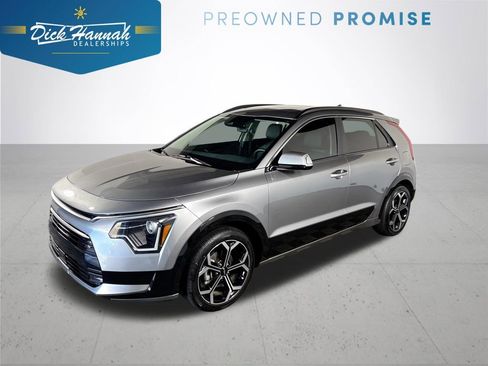 Used 2024 Kia Niro EX Touring image 1