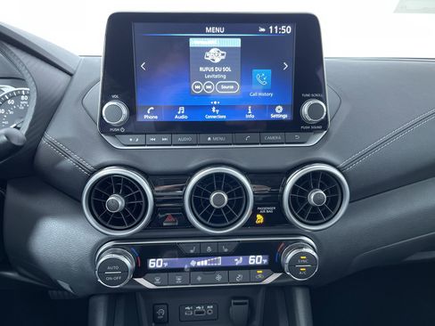 New 2025 Nissan Sentra SV image 17