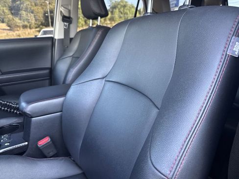 Used 2021 Toyota 4Runner TRD Off-Road Premium w/ Moonroof Package AWD/4WD image 9