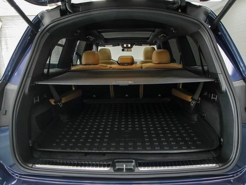 Used 2024 Mercedes-Benz GLS 580 4MATIC image 39