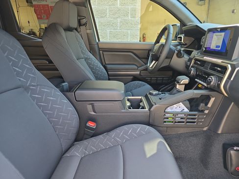 New 2026 Toyota Tacoma SR5 AWD/4WD image 10