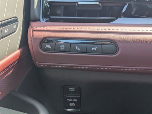 New 2026 INFINITI QX80 Autograph w/ Premium Cargo Package AWD/4WD image 26